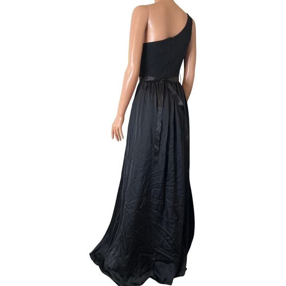 White By Vera Wang Long One Shoulder Bridesmaid Dress Black Evening Gown SZ 2 - Picture 3 of 9